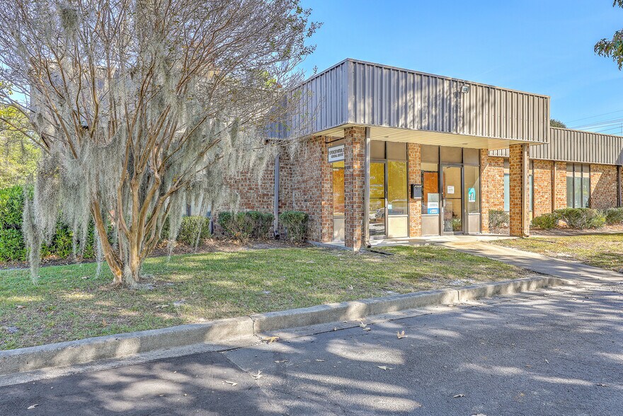 More Photos Of 415 Robertson Blvd, Walterboro Medical For Sale
