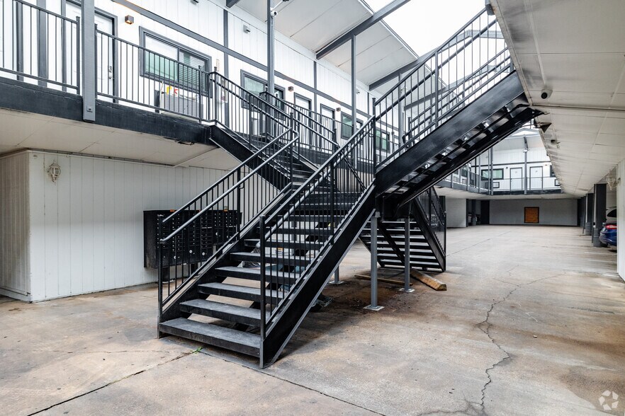 More Photos Of 425 W Taft St, Wichita Apartments For Sale