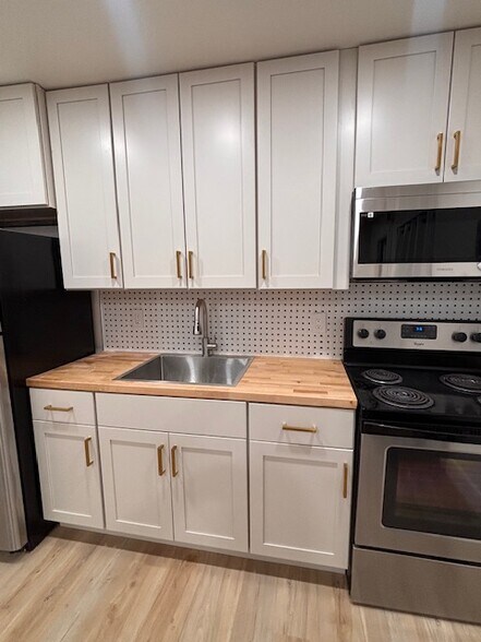 More Photos Of 220 NW 27th Ave, Pompano Beach Apartments For Sale