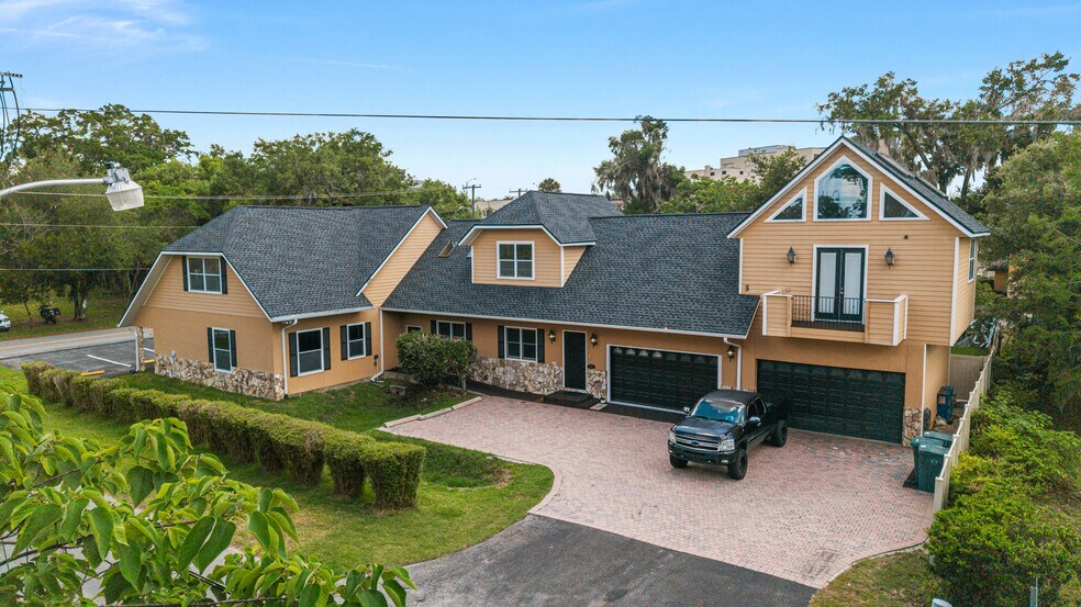 More Photos Of 434 SW 14 St, Ocala Office Residential For Sale
