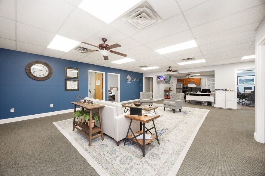 More Photos Of 1723 Swamp Pike, Gilbertsville Office For Lease