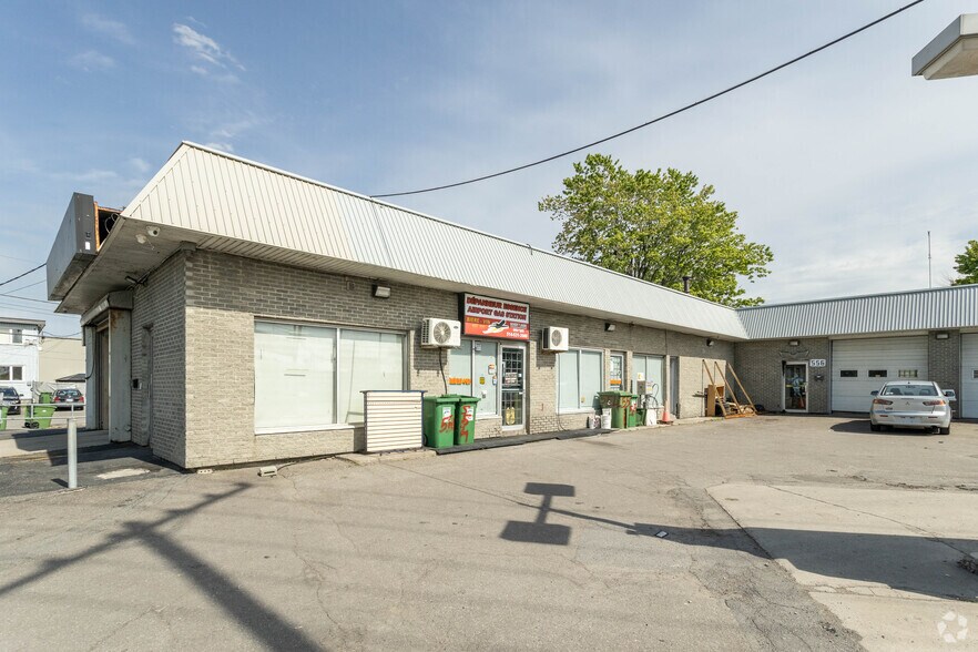 Primary Photo Of 554-558 Av Michel-Jasmin, Dorval Auto Dealership For Sale