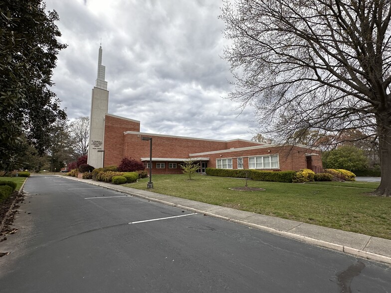 Primary Photo Of 5600 Monument Ave, Richmond Religious Facility For Sale