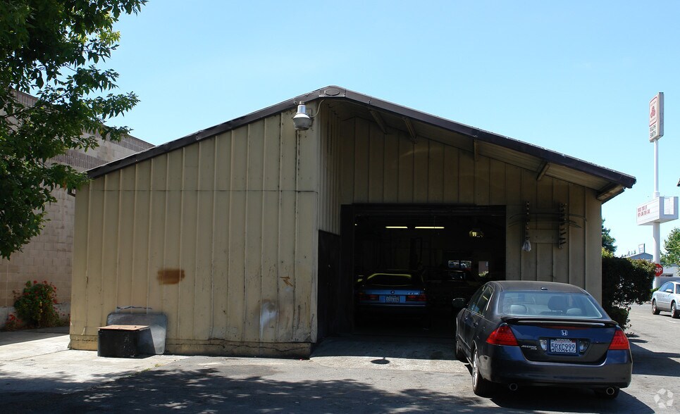 More Photos Of 15976 E 14th St, San Leandro Storefront Retail Office For Lease