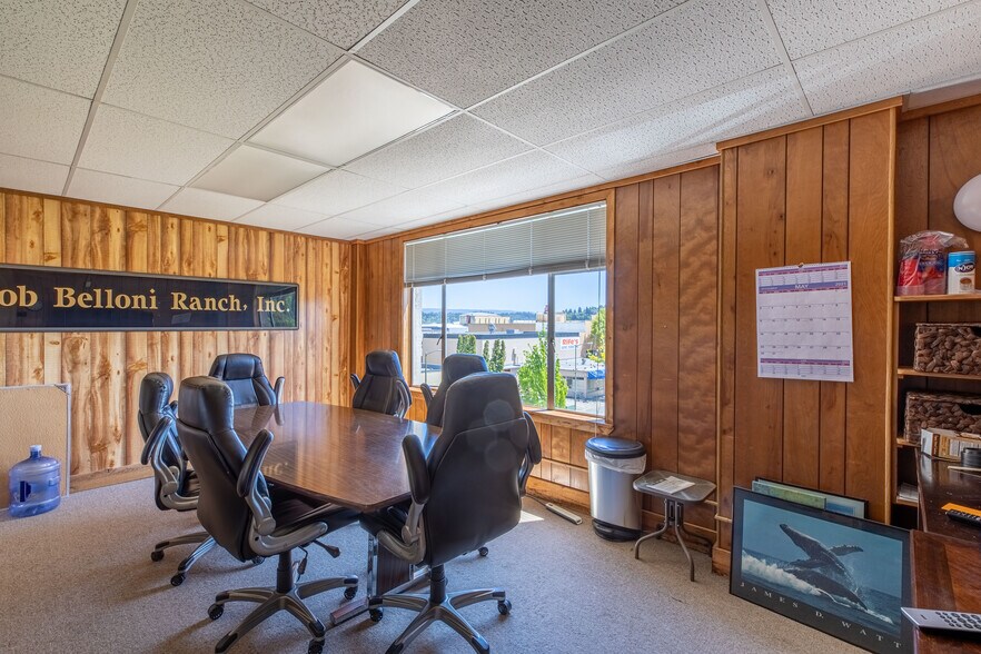 More Photos Of 340 Central Ave, Coos Bay Medical For Lease