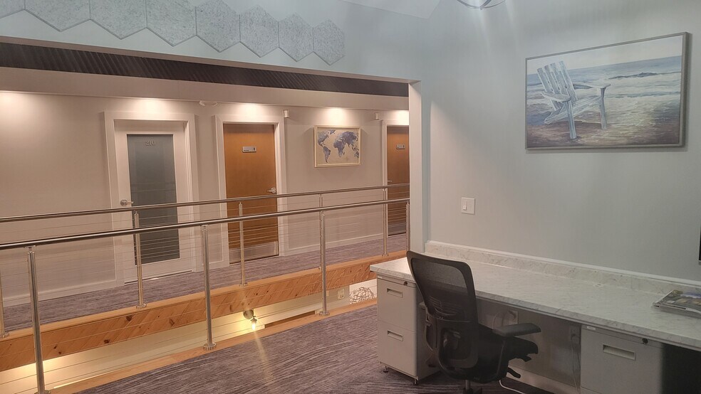 More Photos Of 119 Griswold St, Glastonbury Loft Creative Space For Lease
