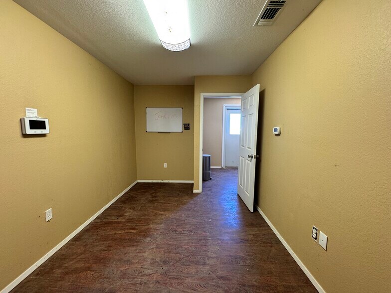 More Photos Of 5504 E County Road 128, Midland Light Manufacturing For Lease