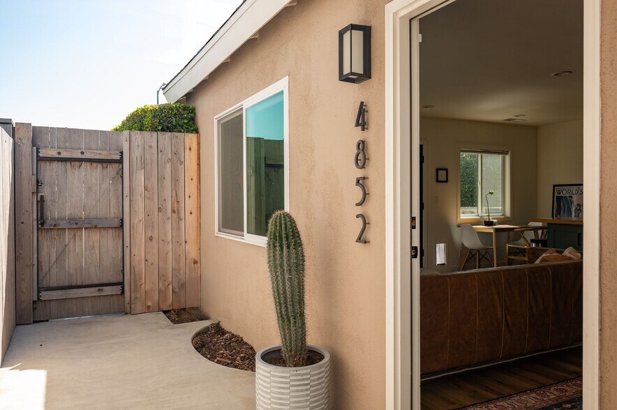 More Photos Of 4852 S Centinela Ave, Los Angeles Multifamily For Sale