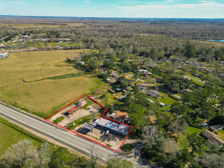 More Photos Of 4310 N Main St, Liberty Convenience Store For Sale