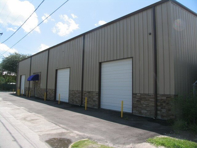 Primary Photo Of 342 W Michigan Ave, Deland Warehouse For Lease
