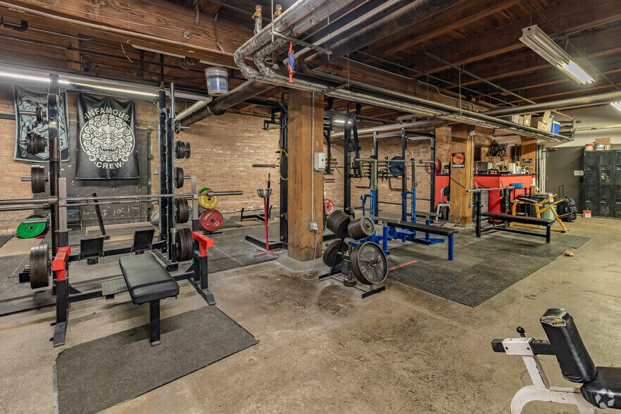 More Photos Of 1200 W 35th St, Chicago Coworking Space