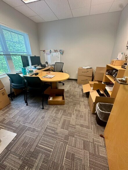 More Photos Of 23 Spring St, Scarborough Medical For Lease