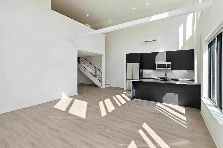 More Photos Of 500 N 13th St, Philadelphia Multifamily For Sale
