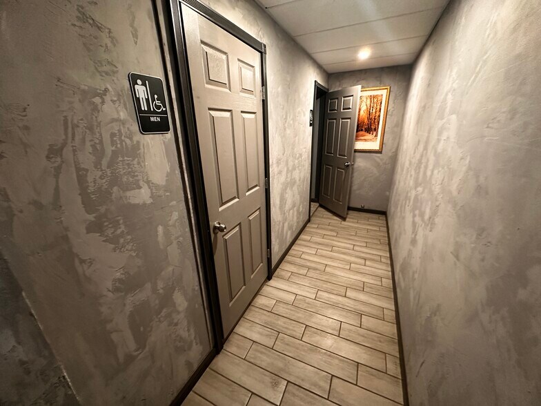 More Photos Of 1525 Magoffin Ave, El Paso Warehouse For Sale