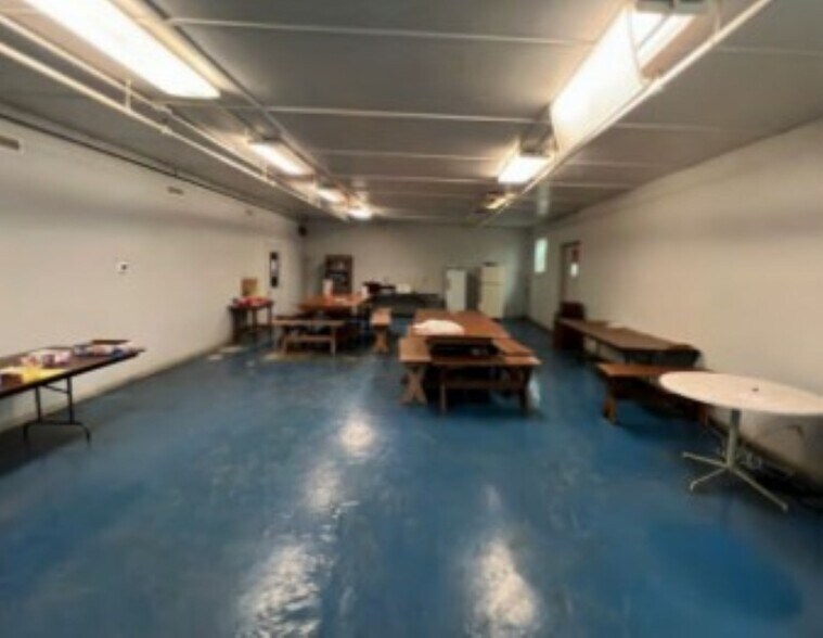 More Photos Of 809 S Pleasant St, Montpelier Industrial For Sale