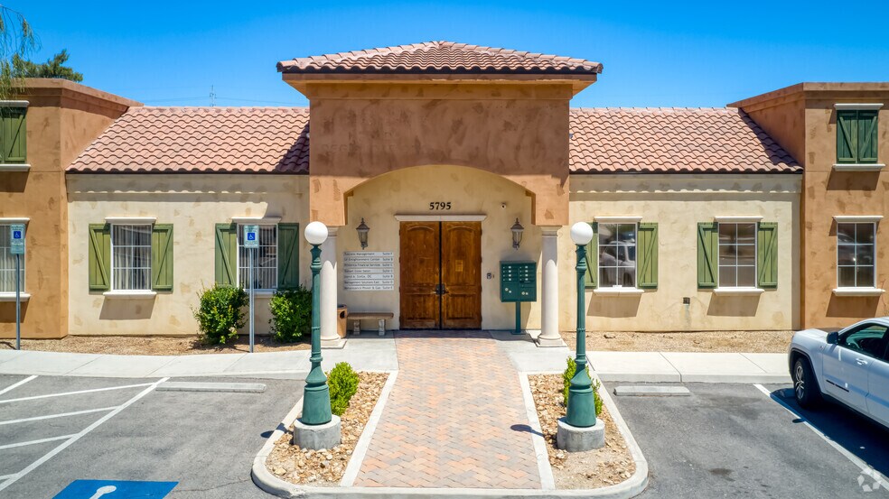 More Photos Of 5795 S Sandhill Rd, Las Vegas Unknown For Lease