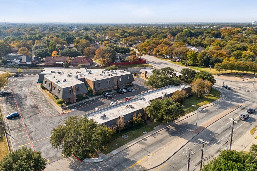 More Photos Of 1440 N MacArthur Blvd, Irving Medical For Sale