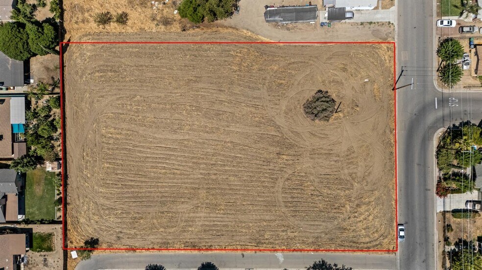 More Photos Of 2595 Pine St, Selma Land For Sale