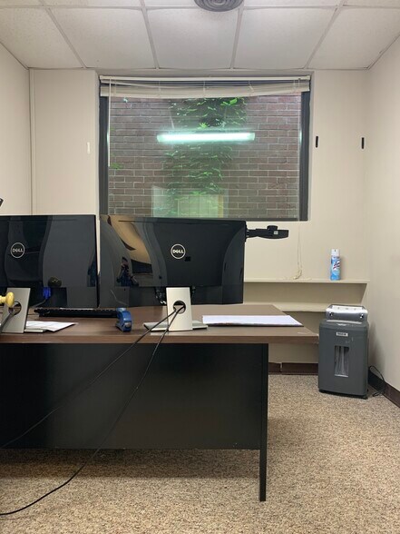 More Photos Of 109 W Atlantic St, South Hill Storefront Retail Office For Sale
