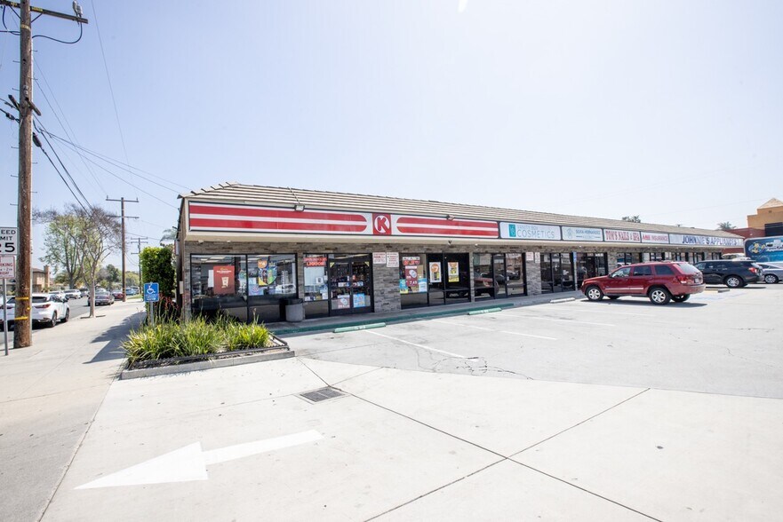 Primary Photo Of 12000-12030 Paramount Blvd, Downey Unknown For Lease