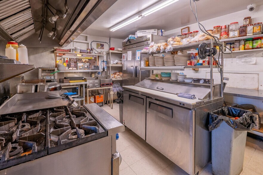 More Photos Of 1118 Robinson Ave, Trinidad Restaurant For Sale