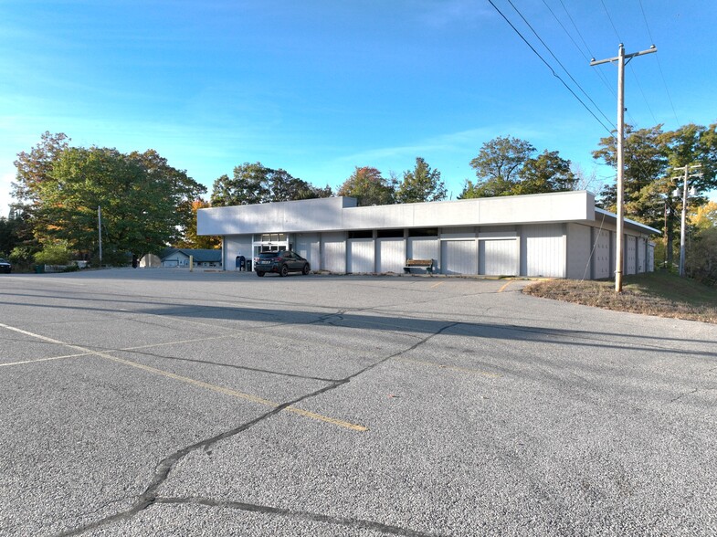 Primary Photo Of 4562 W Houghton Lake Dr, Houghton Lake Freestanding For Sale