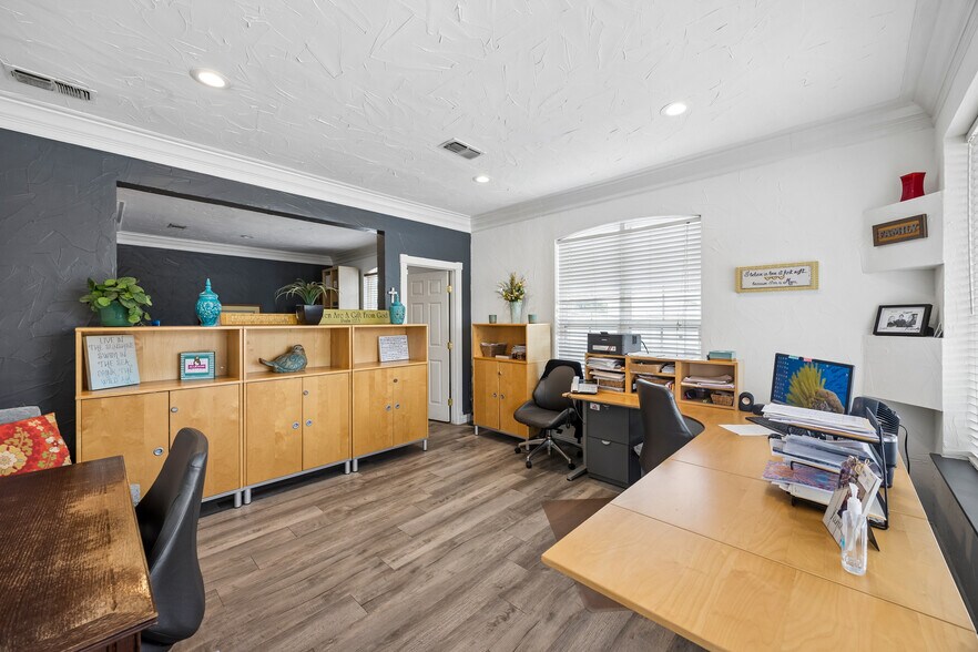 More Photos Of 5013 Colleyville Blvd, Colleyville Storefront Retail Office For Sale