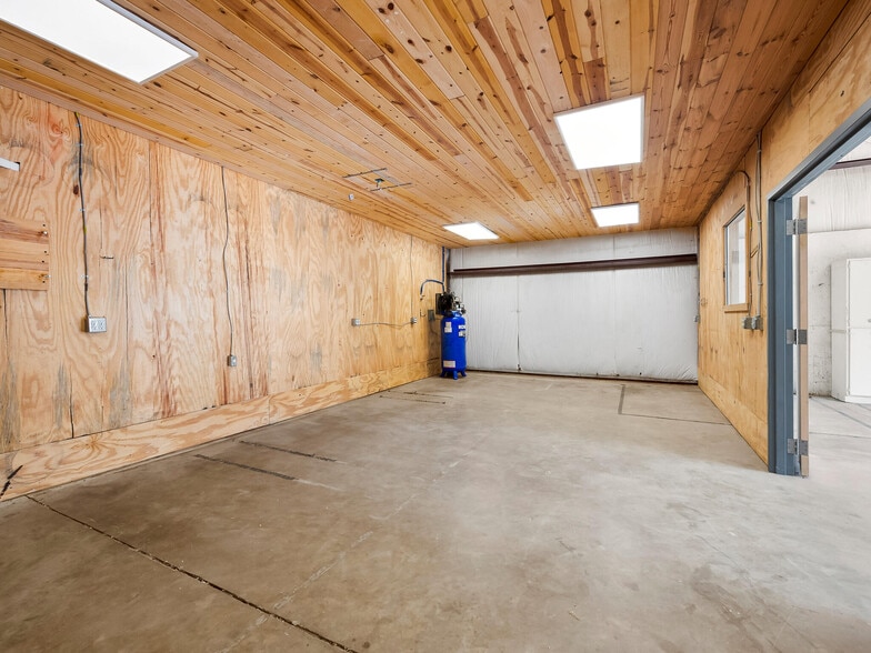 More Photos Of 82 Old Mars Hill Hwy, Weaverville Flex For Lease