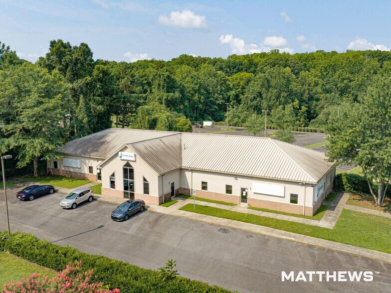 Primary Photo Of 6023 Beatties Ford Rd., Charlotte Medical For Sale
