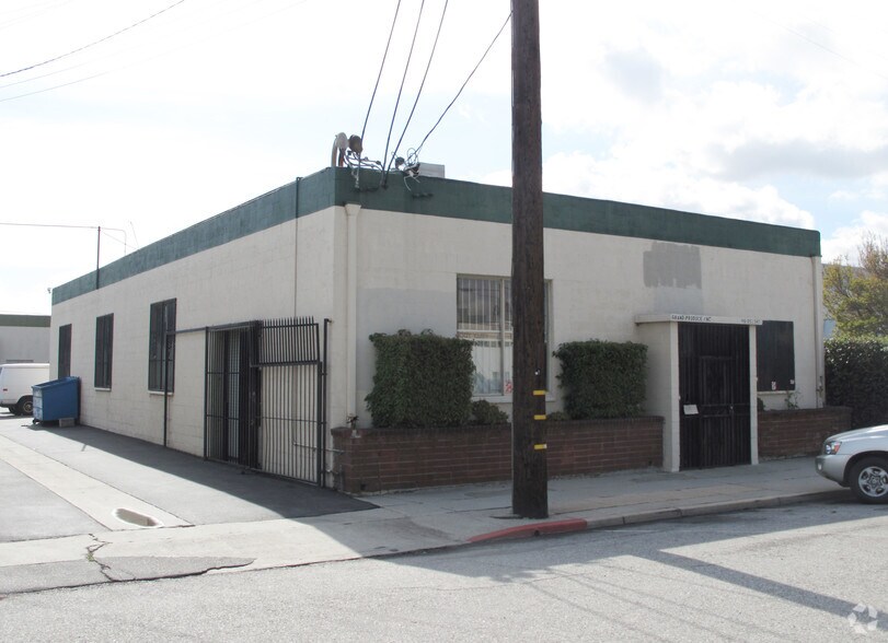 Primary Photo Of 428 S Palm Ave, Alhambra Warehouse For Lease