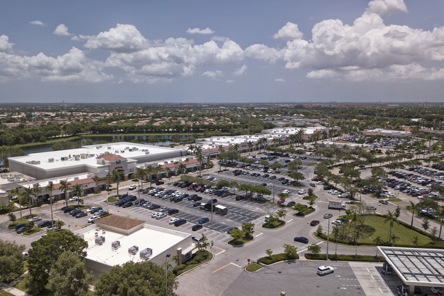 More Photos Of 15801-15999 Pines Blvd, Pembroke Pines Unknown For Lease