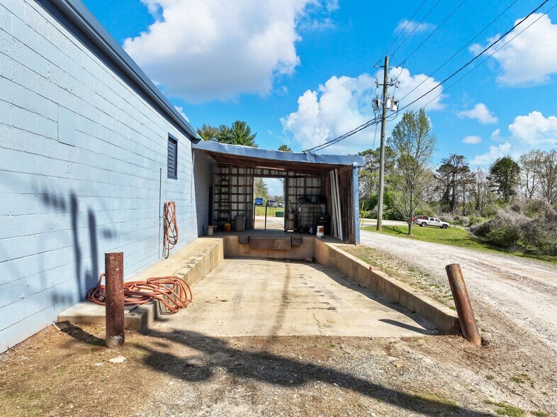 More Photos Of 2567 Athens Hwy, Gainesville Warehouse For Sale