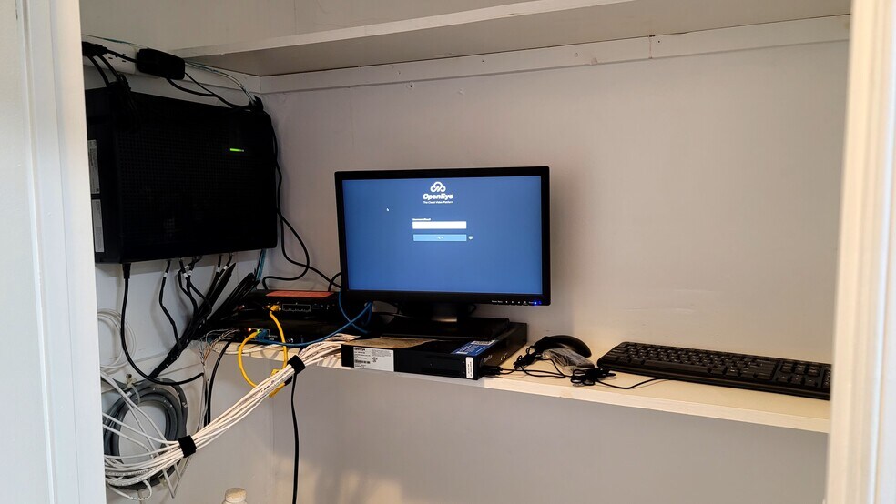 More Photos Of 2809 River Rd, Camden Medical For Sale