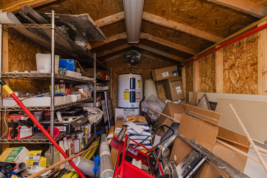 More Photos Of 401 E Avenue A, Hutchinson Apartments For Sale