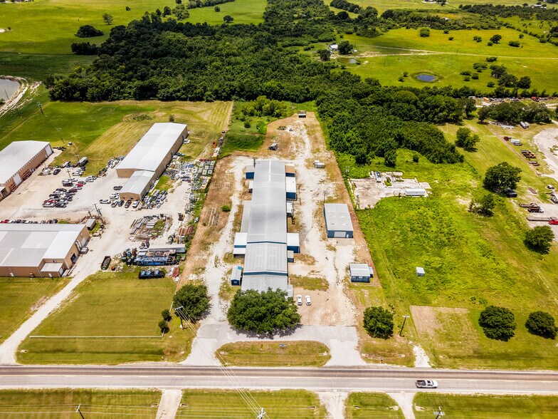 More Photos Of 5808 Fm 3455 Rd, Navasota Manufacturing For Lease