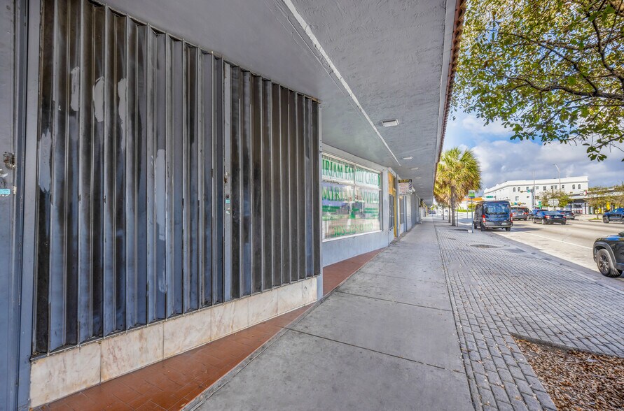 More Photos Of 1164 W Flagler St, Miami Unknown For Lease