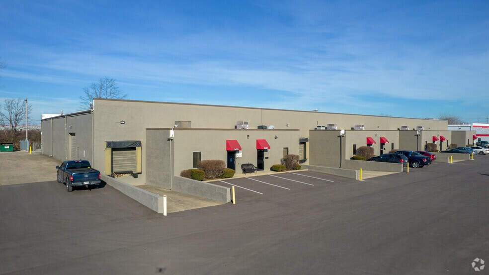 Primary Photo Of 2476-2500 Creekway Dr, Columbus Industrial For Lease