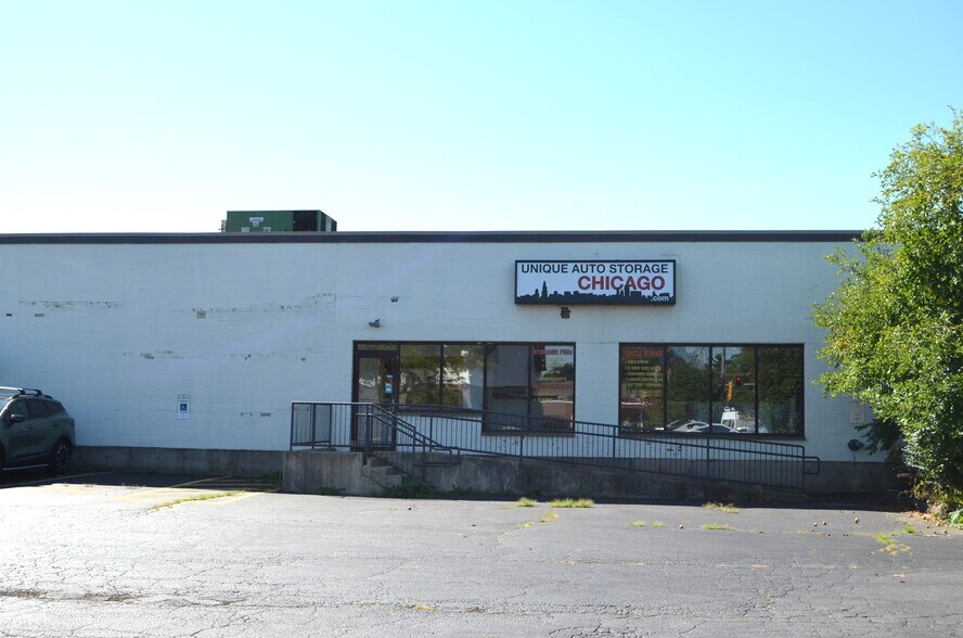 More Photos Of 3545-3575 Grand Ave, Gurnee Unknown For Lease