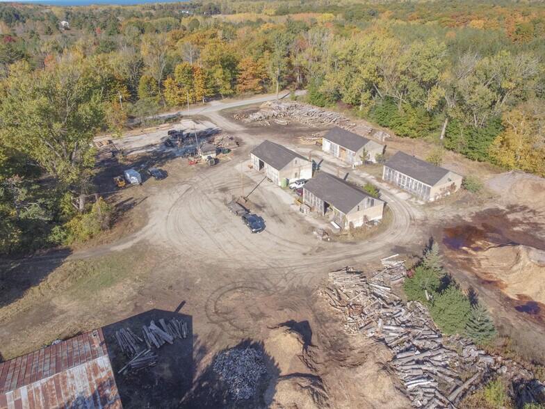 More Photos Of 5052 Reynolds Rd, Sturgeon Bay Flex For Sale