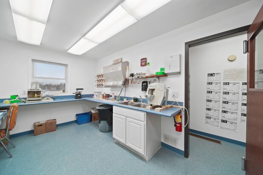 More Photos Of 3165 County Farm Rd, Jackson Medical For Sale