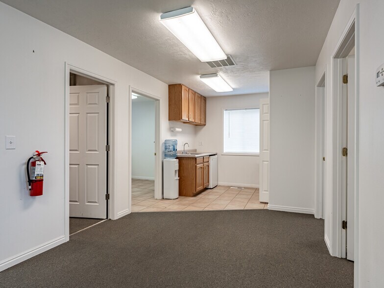 More Photos Of 280 Laurel Ln, Chubbuck Industrial For Sale