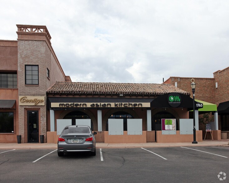 More Photos Of 1825 E River Rd, Tucson Unknown For Lease