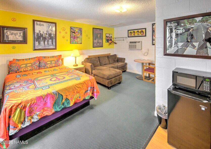 More Photos Of 2141 W Third St, Winslow Hotel For Sale