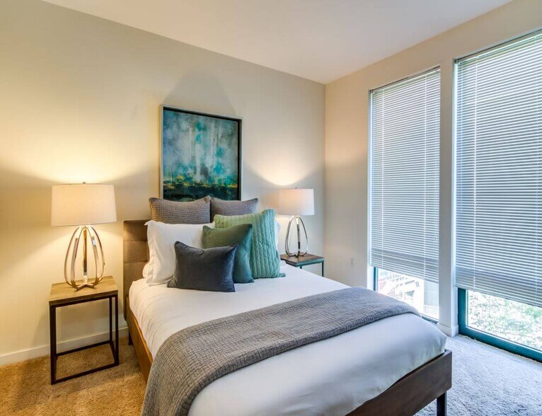 More Photos Of 121 Towne St, Stamford Apartments For Lease
