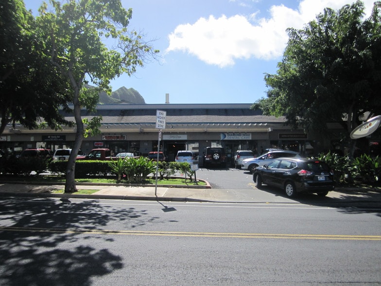 More Photos Of 3045 Monsarrat Ave, Honolulu Freestanding For Lease