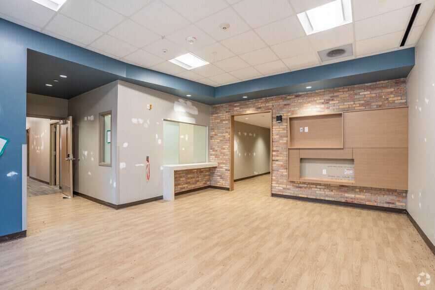 More Photos Of 7236 Medical Center Dr, Texas City Medical For Lease