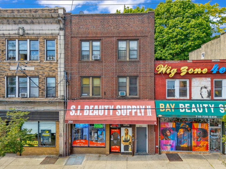 Primary Photo Of 204 Bay St, Staten Island Storefront Retail Residential For Sale