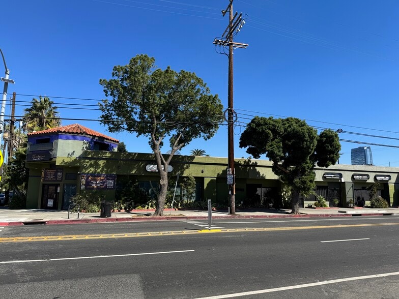 Primary Photo Of 1215-1229 Venice Blvd, Los Angeles Restaurant For Lease