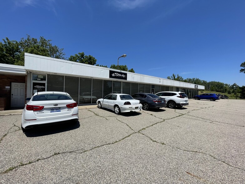 Primary Photo Of 127 Old M-21, Jenison Office For Lease