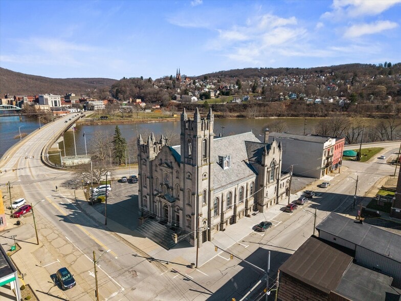 Primary Photo Of 21 State St, Oil City Specialty For Sale